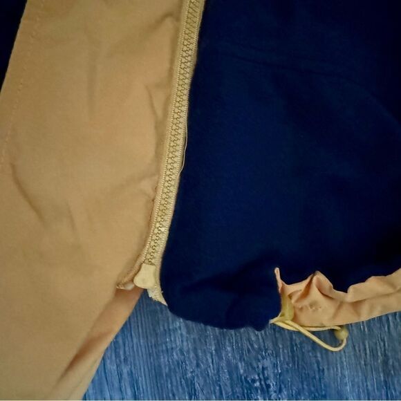 Monterey California Yellow & Blue Reverseable Winter Coat Size Large/XL - Picture 7 of 10